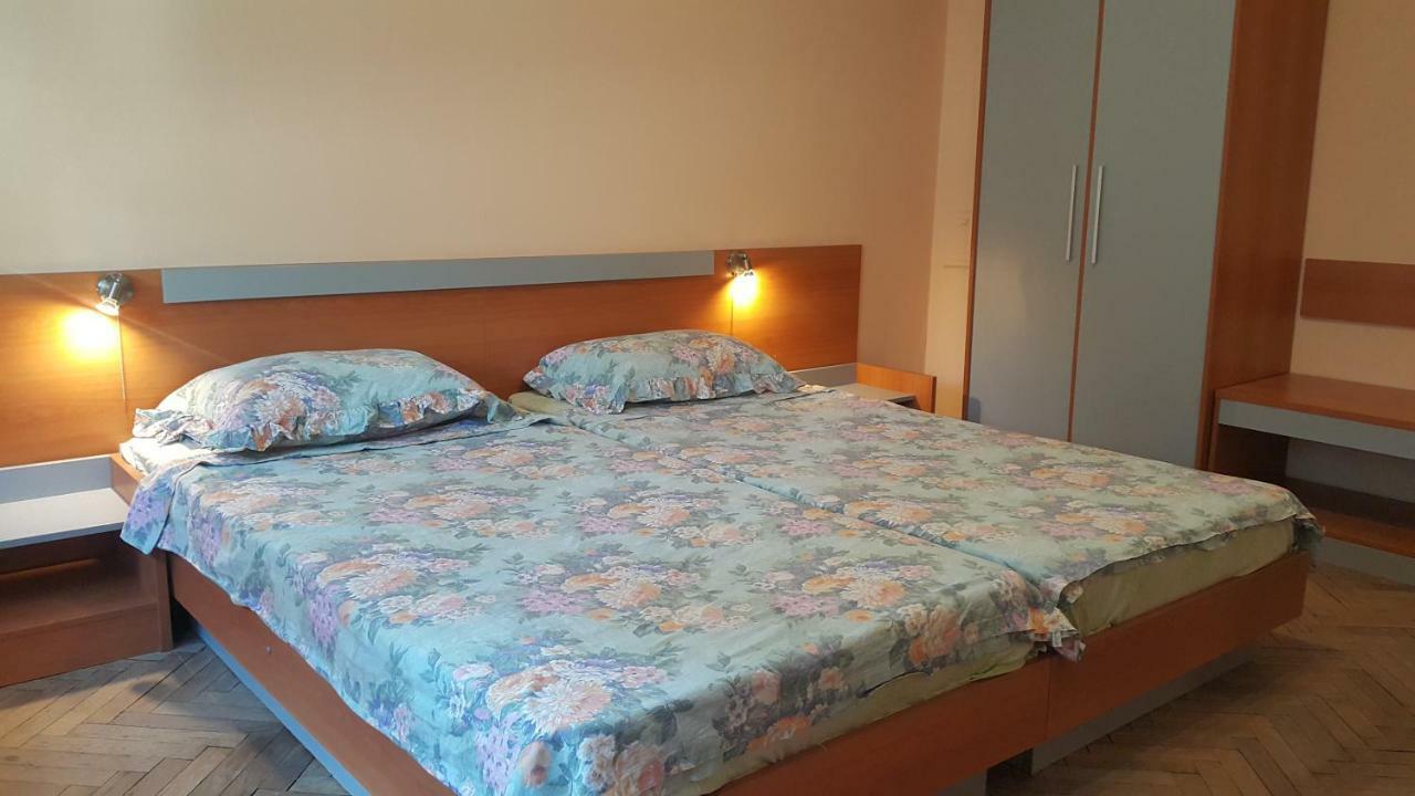 Super Center-Huge 2 Bedrooms Apartment Burgas Luaran gambar